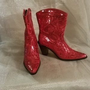 Helen's Heart boots size 6